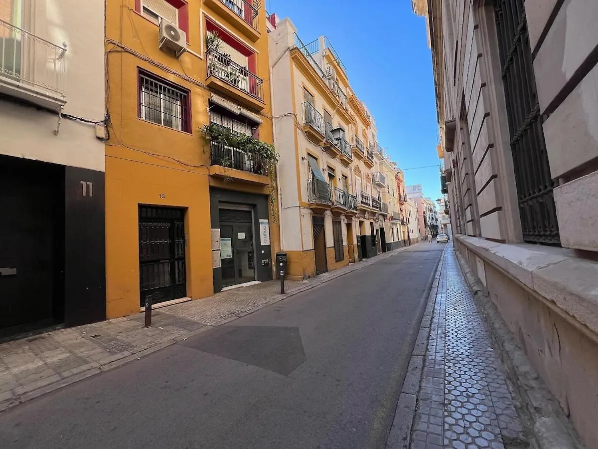 Alhondiga Luxury Apartment Seville