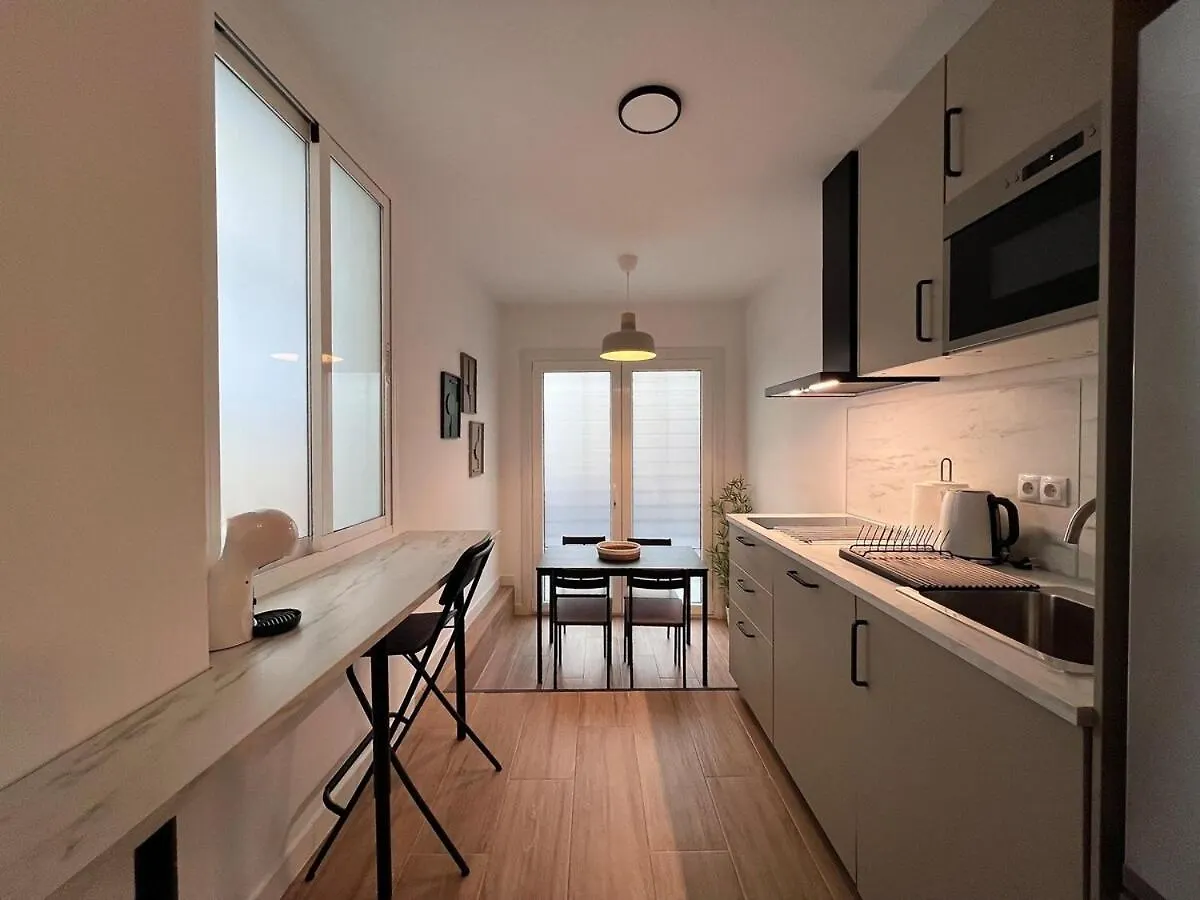 Alhondiga Luxury Apartment Seville