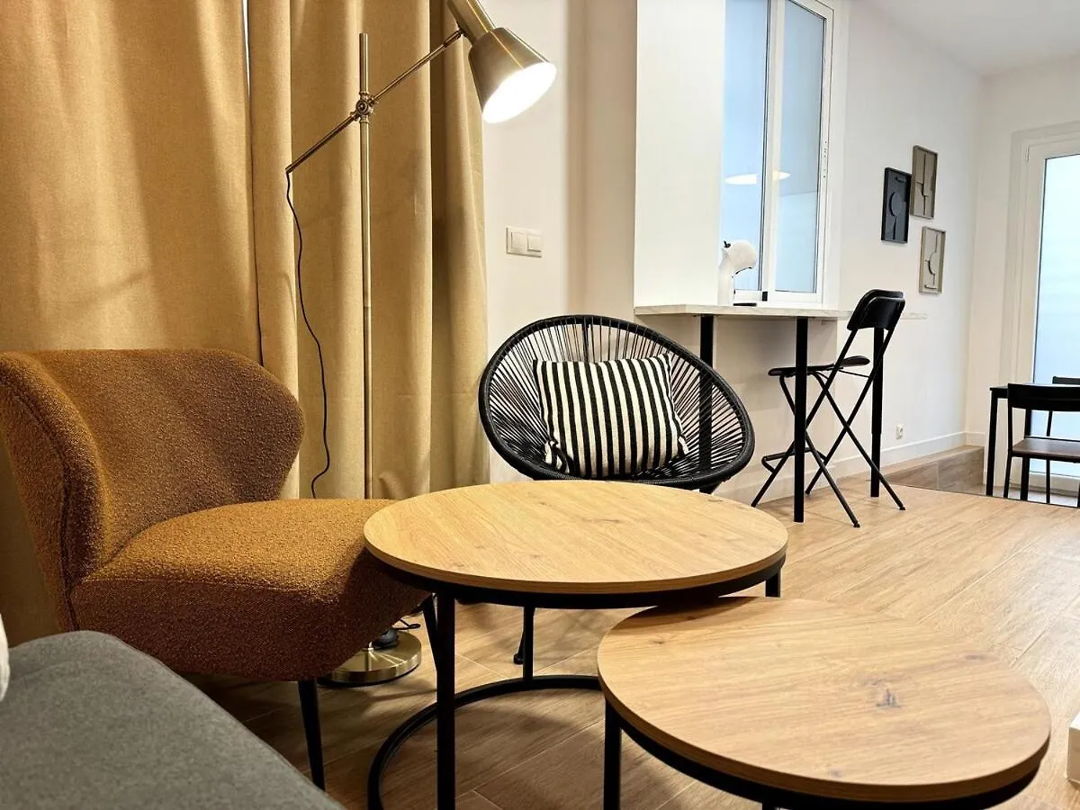 Alhondiga Luxury Apartment Seville